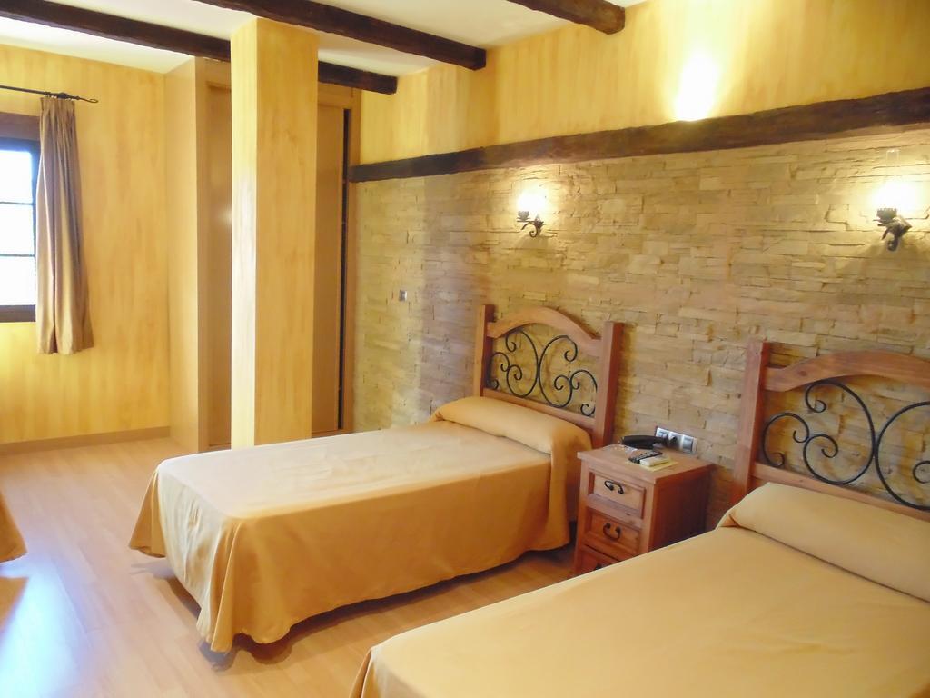 Hostal El 402 Iznalloz Rum bild